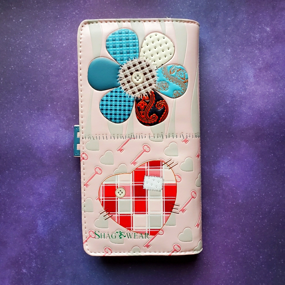 Patchwork Quilt Wallet NWT - Pink Vegan Leather - Vintage-Style Womens Wallet - Picture 2 of 7